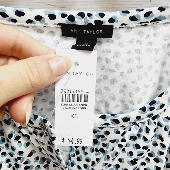 Ann Taylor Office Blouse - Picture 4 of 8